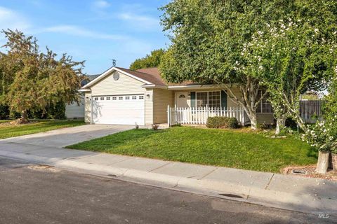 1428 Saddler St Twin Falls ID 83301