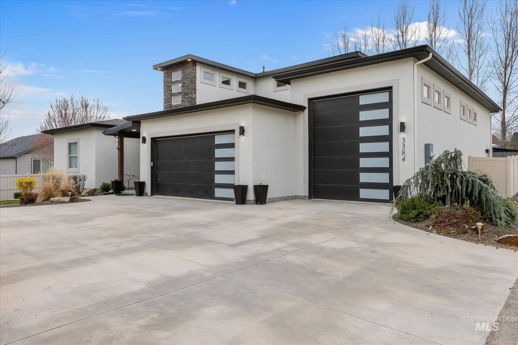 Photo of 3384 S Cobble Place, Meridian, ID 83642 (MLS # 98979498)