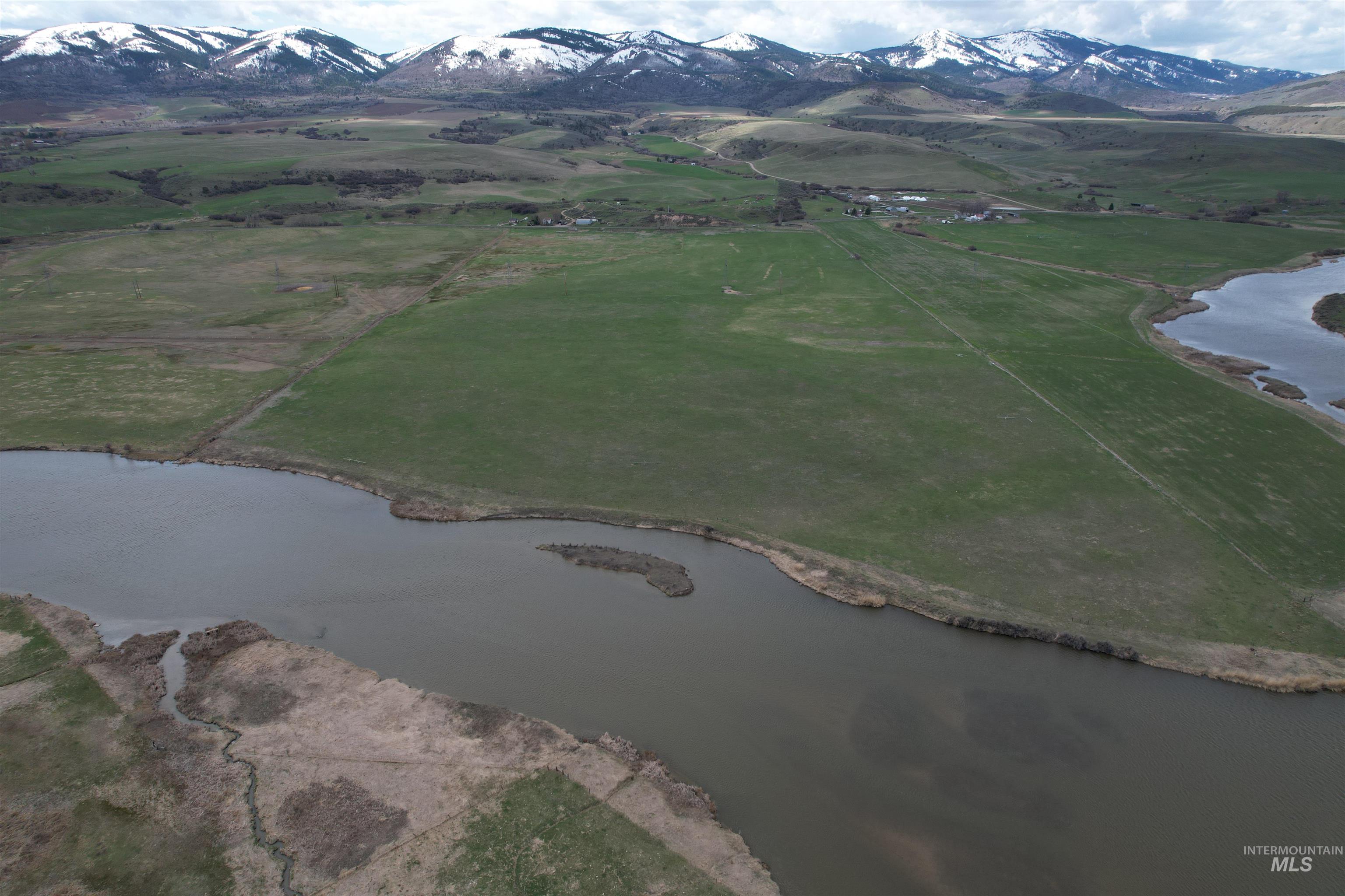 160 ac River Road