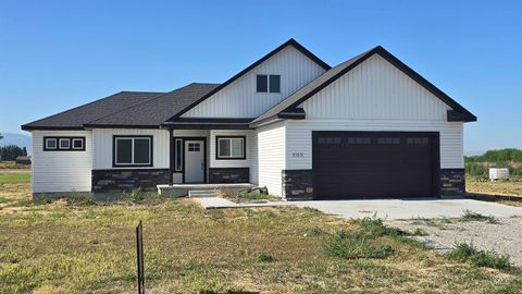 Photo of 305 W 155 Lane S, Rupert, ID 83350 (MLS # 98955842)