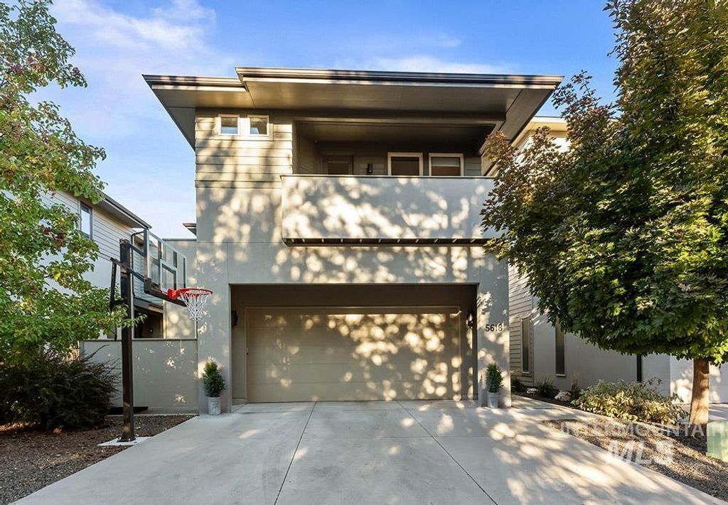 Photo of 5618 E Millet Drive, Boise, ID 83716 (MLS # 98972718)