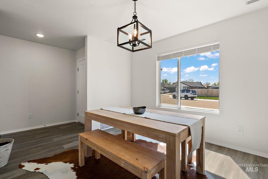 Photo of 13556 Pierce Ct, Caldwell, ID 83607 (MLS # 98972377)