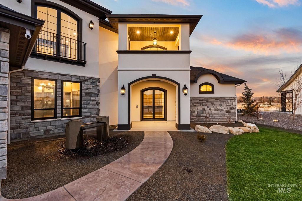 Photo of 6362 Salmon Falls Ln, Star, ID 83669 (MLS # 98961524)