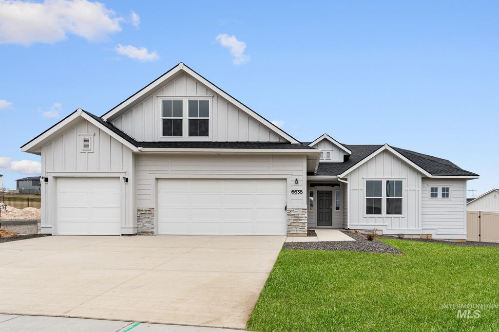 Photo of 3739 W Piscina Dr, Meridian, ID 83642 (MLS # 98976274)