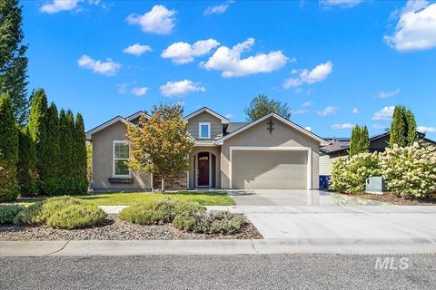 Photo of 18187 N Highfield Way, Boise, ID 83714 (MLS # 98962769)