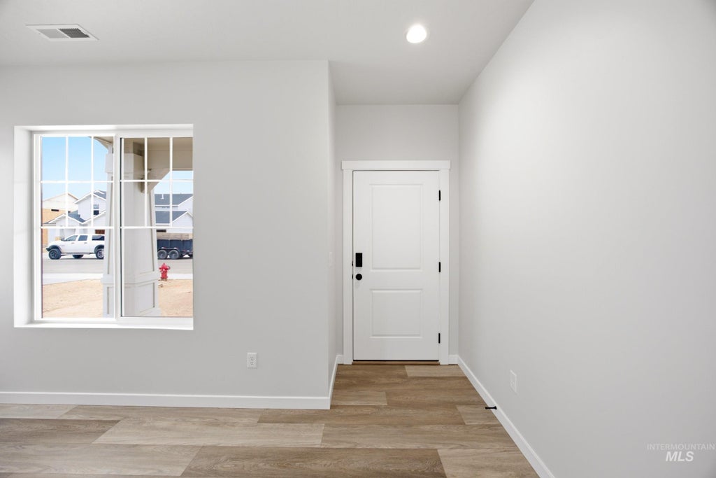 Photo of 5319 S Edgecomb Way, Nampa, ID 83686 (MLS # 99001386)