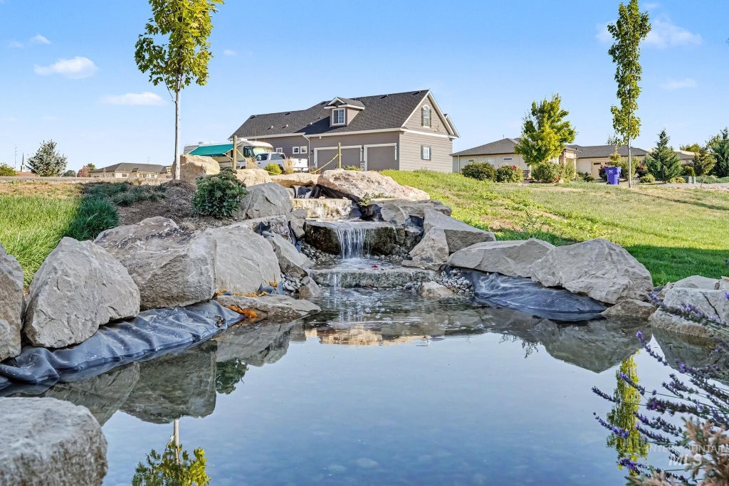 Photo of 23871 Legends Ln, Caldwell, ID 83607 (MLS # 98999774)