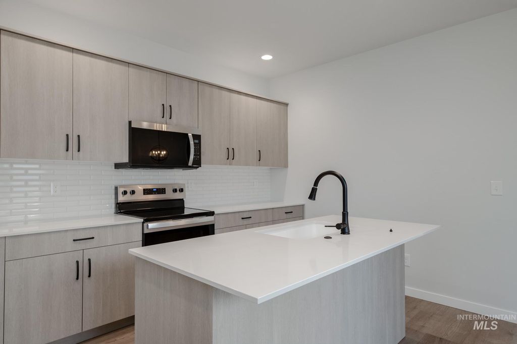 Photo of 6741 W Fairy Falls Dr, Meridian, ID 83646 (MLS # 98979335)