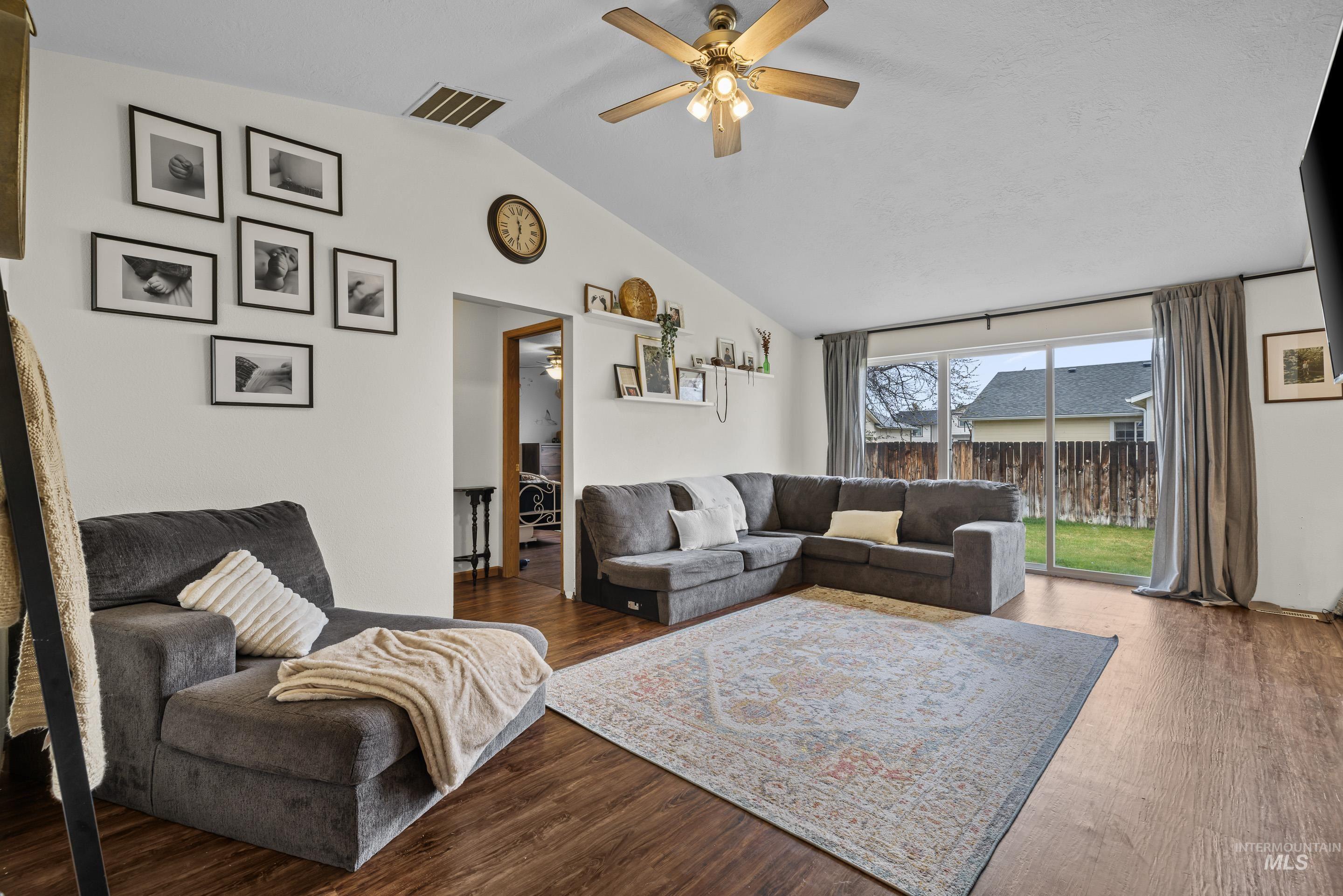 1430 Rosewood St