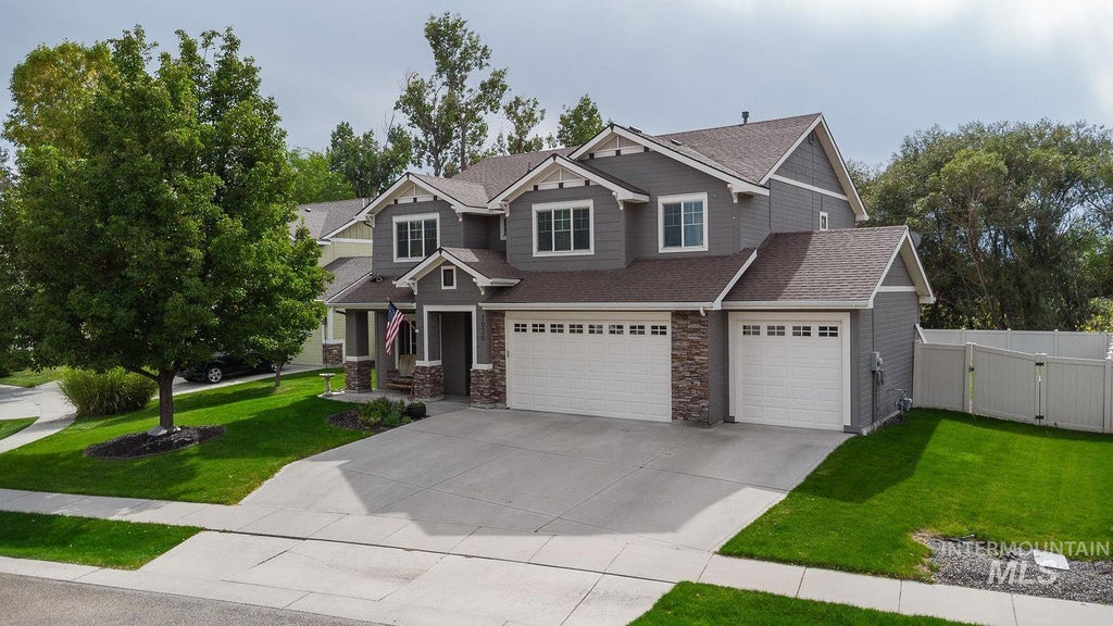 Photo of 1030 N Powder River Dr, Middleton, ID 83644 (MLS # 99001524)