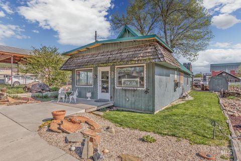 Photo of 303 Illinois Ave, Council, ID 83612 (MLS # 98982024)