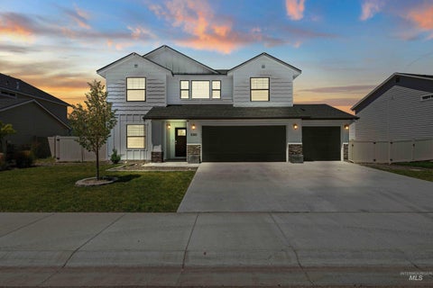 Photo of 530 W Screech Owl Dr, Kuna, ID 83634 (MLS # 99000430)
