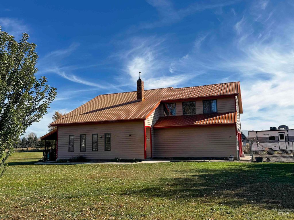 Photo of 2796 Burton Ln, Cambridge, ID 83610 (MLS # 98965895)