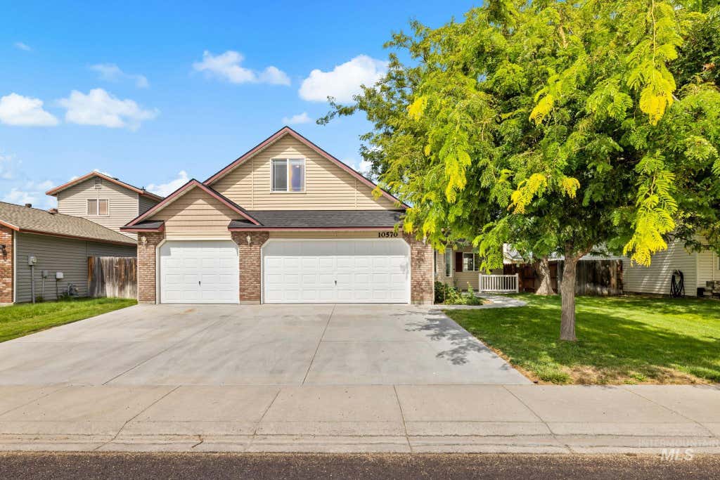 Photo of 10570 Gossamer Ct, Nampa, ID 83687 (MLS # 98998747)