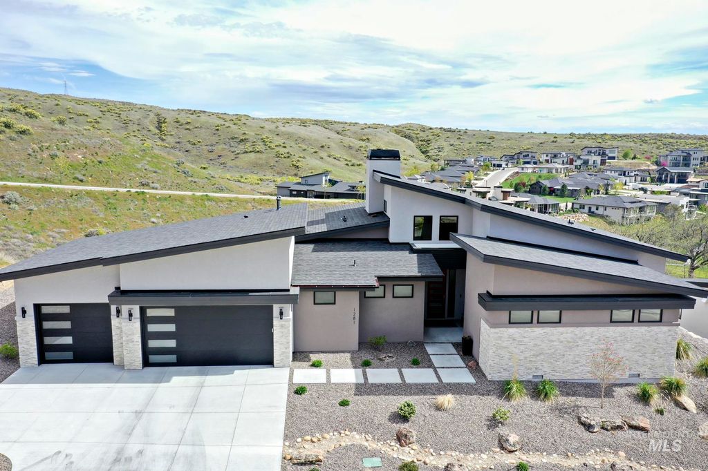 Photo of 1281 E Chardie Road, Boise, ID 83702 (MLS # 98963337)