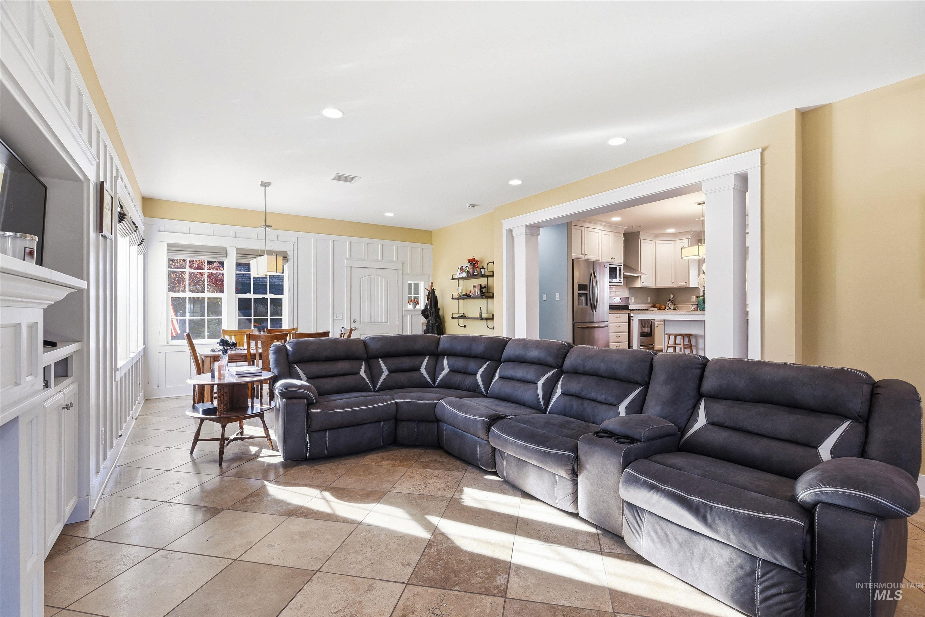 1118 Leepike Court