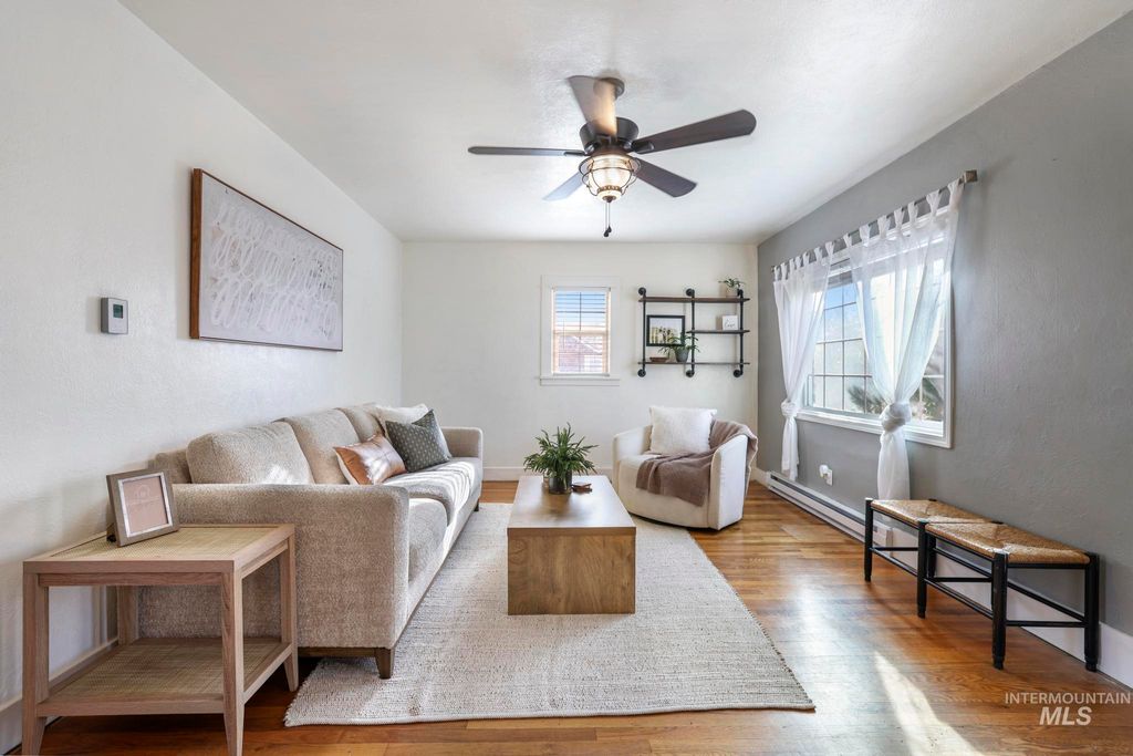 Photo of 302 Nevada Street, Gooding, ID 83330 (MLS # 98969654)