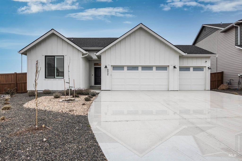 Photo of 6864 W Corona Street, Boise, ID 83709 (MLS # 98972400)