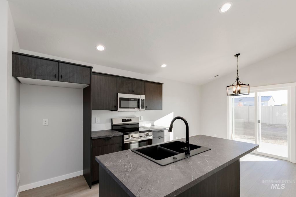 Photo of 3771 W Maypearl St, Meridian, ID 83642 (MLS # 98970351)