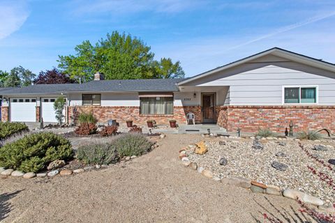 Photo of 5393 N Fieldcrest Dr, Boise, ID 83704 (MLS # 98984952)