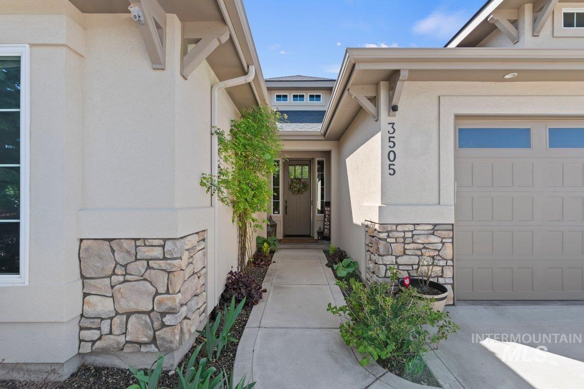 3505 W Sand Wedge St.