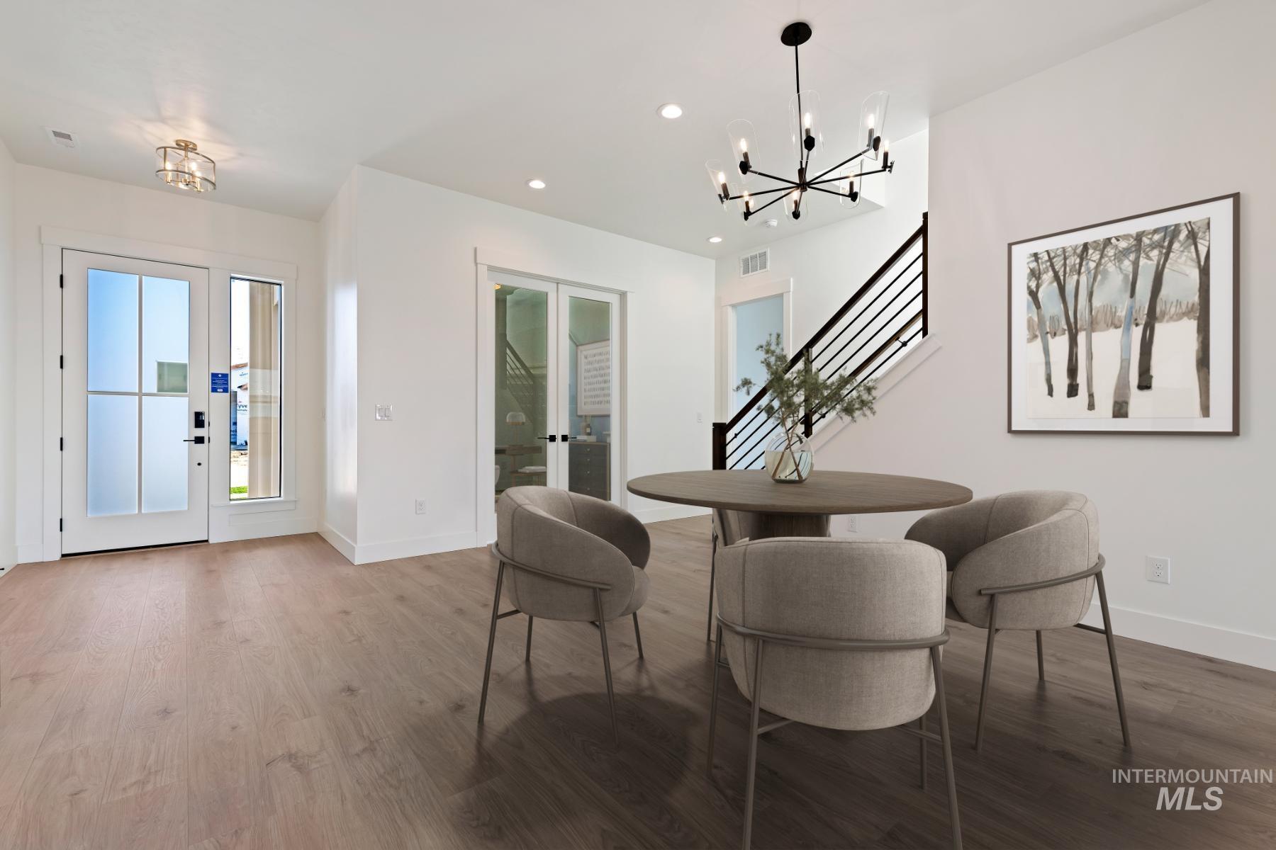 6829 N Valley Breeze Avenue