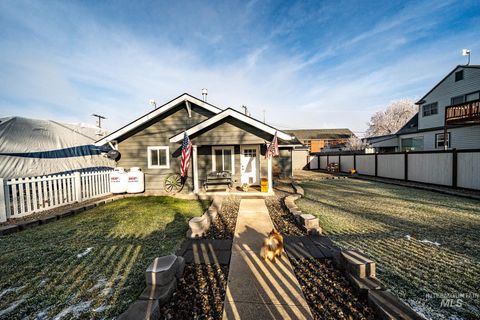 Photo of 409 South Street, Grangeville, ID 83530 (MLS # 98973012)