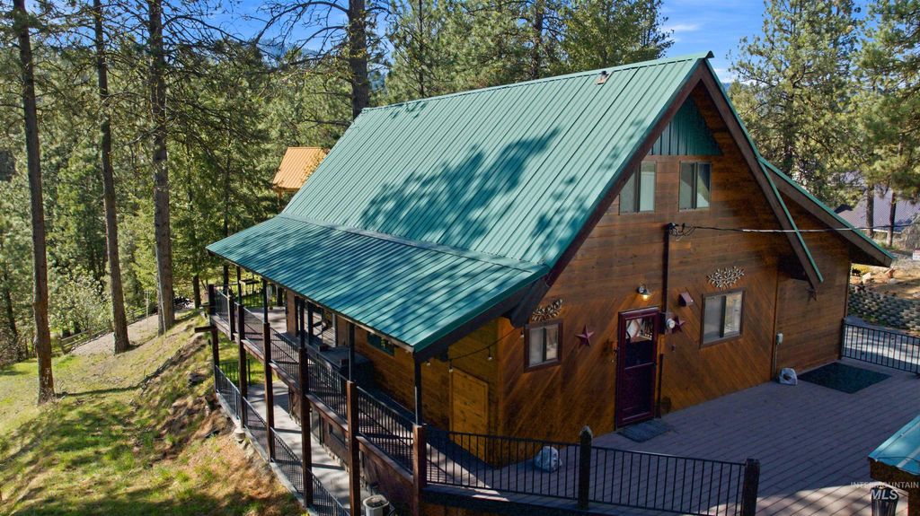 Photo of 45 Rainbow Ridge, Garden Valley, ID 83622 (MLS # 98980873)