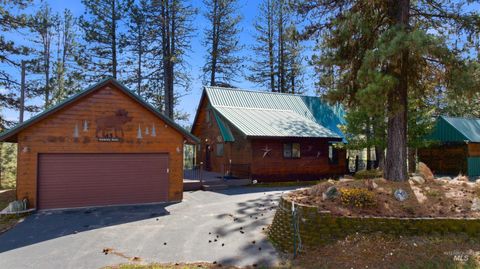 Photo of 45 Rainbow Ridge, Garden Valley, ID 83622 (MLS # 98980873)