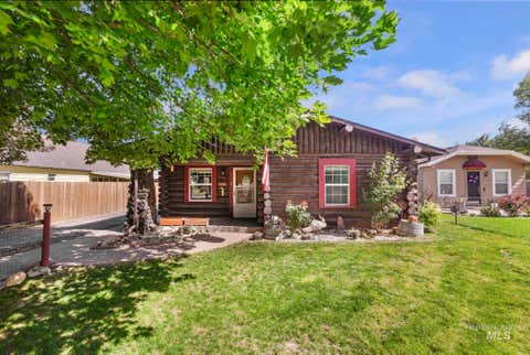 Photo of 1351 5th Ave. E AVE, Twin Falls, ID 83301 (MLS # 98990683)