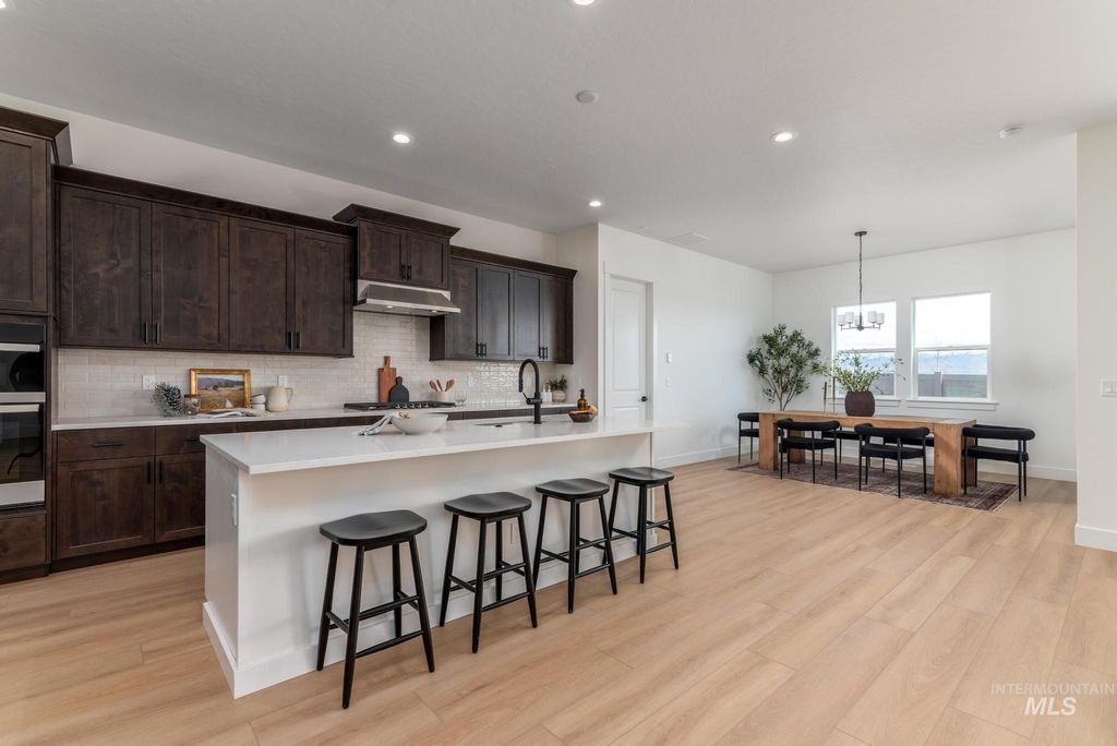 Photo of 2777 N Oakman Ave, Star, ID 83669 (MLS # 98981833)