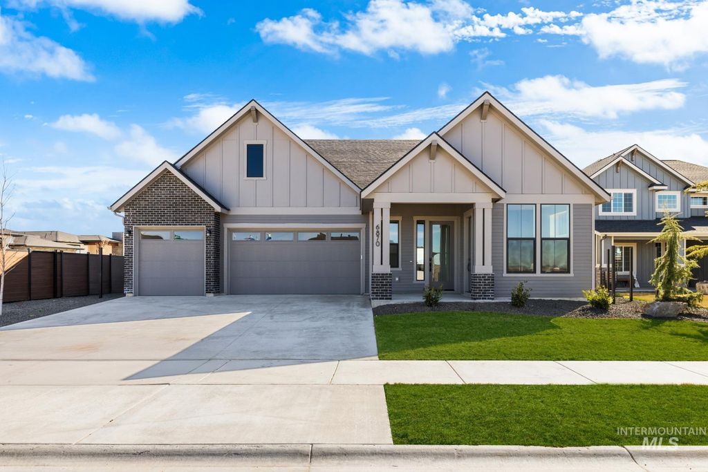 Photo of 7856 W Flathead Lake Street, Eagle, ID 83616 (MLS # 98963431)
