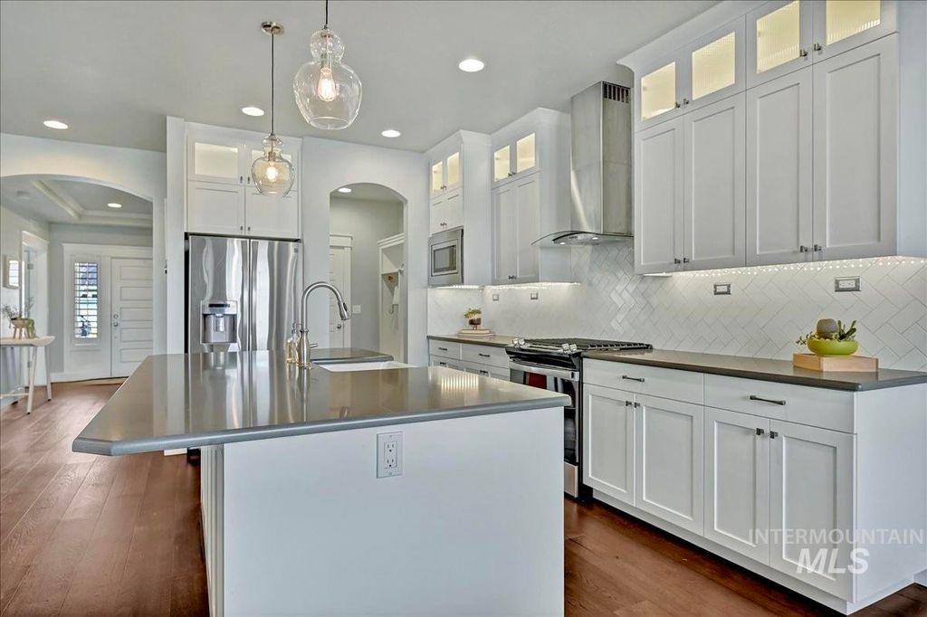 Photo of 7713 S Wagons West Avenue, Boise, ID 83716 (MLS # 98978700)