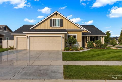Photo of 751 N Foudy Pl, Eagle, ID 83616 (MLS # 98961404)