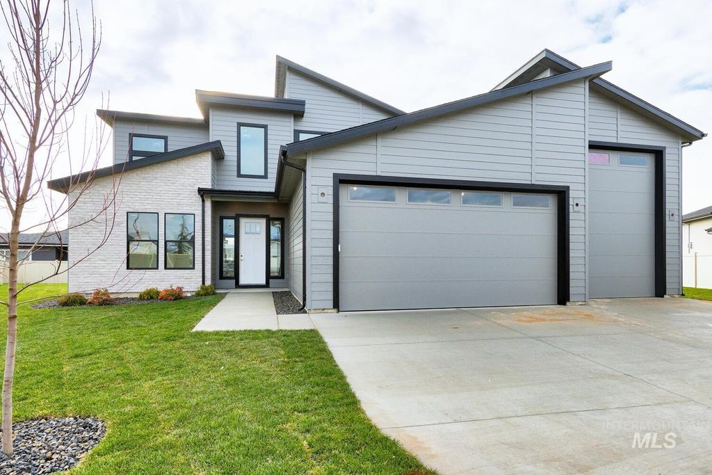 Photo of 1419 W Morganite St, Kuna, ID 83634 (MLS # 98972139)