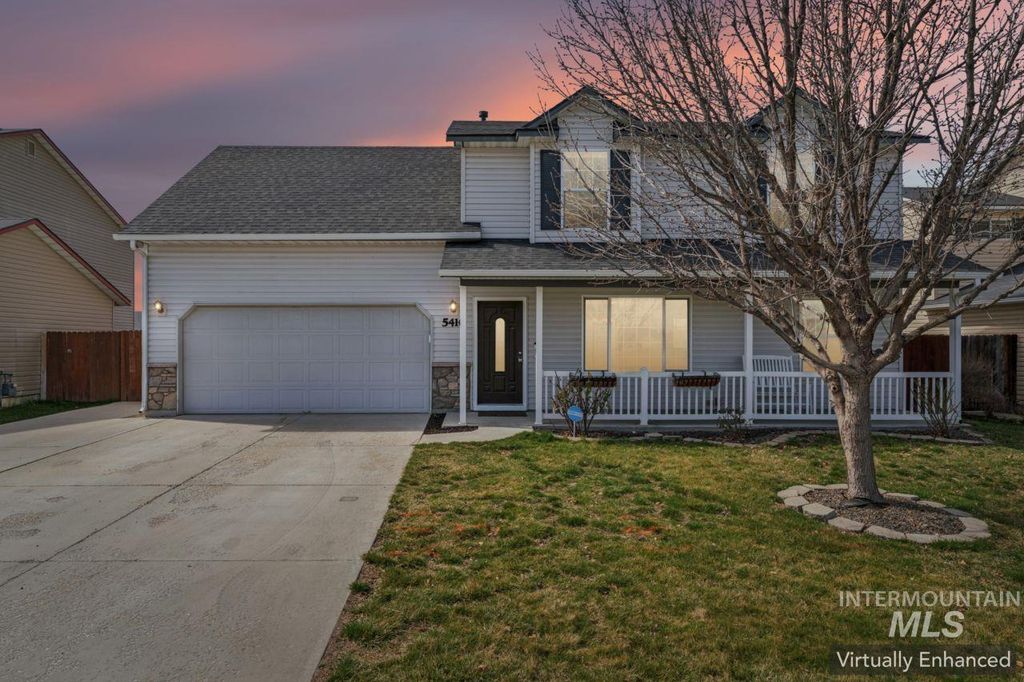 Photo of 5410 Barkley Way, Caldwell, ID 83607 (MLS # 98978625)
