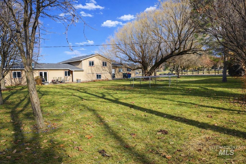 Photo of 3815 W Columbia Rd, Meridian, ID 83642 (MLS # 98970399)