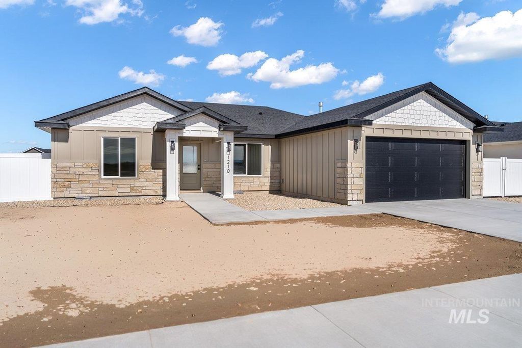 Photo of 1210 Ira Burton Rd #Lot 21 Block 12, Twin Falls, ID 83301 (MLS # 98972500)