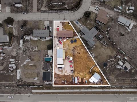 Photo of 3730 Onyx St, Meridian, ID 83642 (MLS # 98935961)