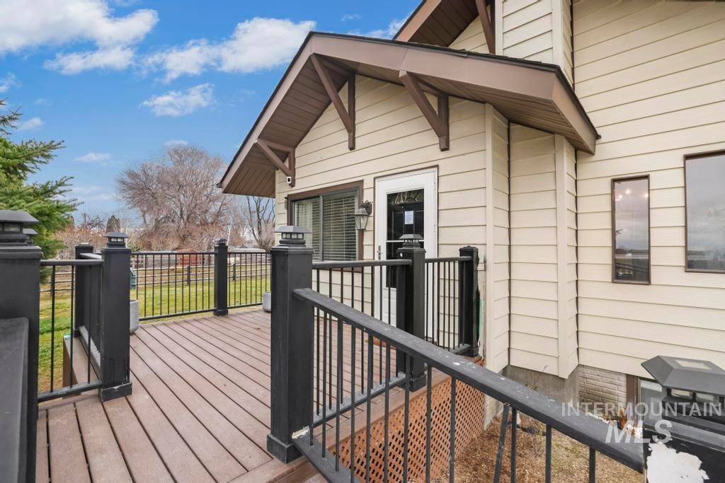 Photo of 2243 E 4000 N, Filer, ID 83328 (MLS # 98974840)