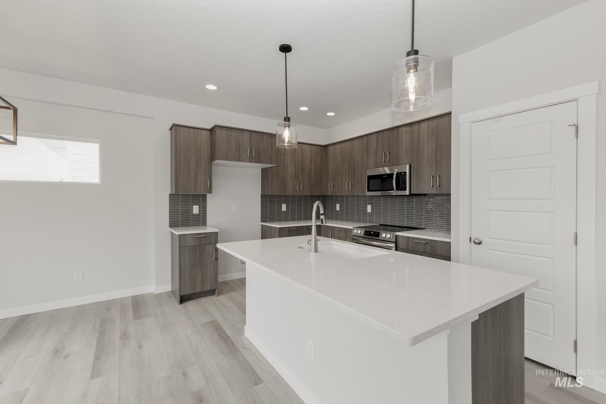 41 S Lancaster Pl