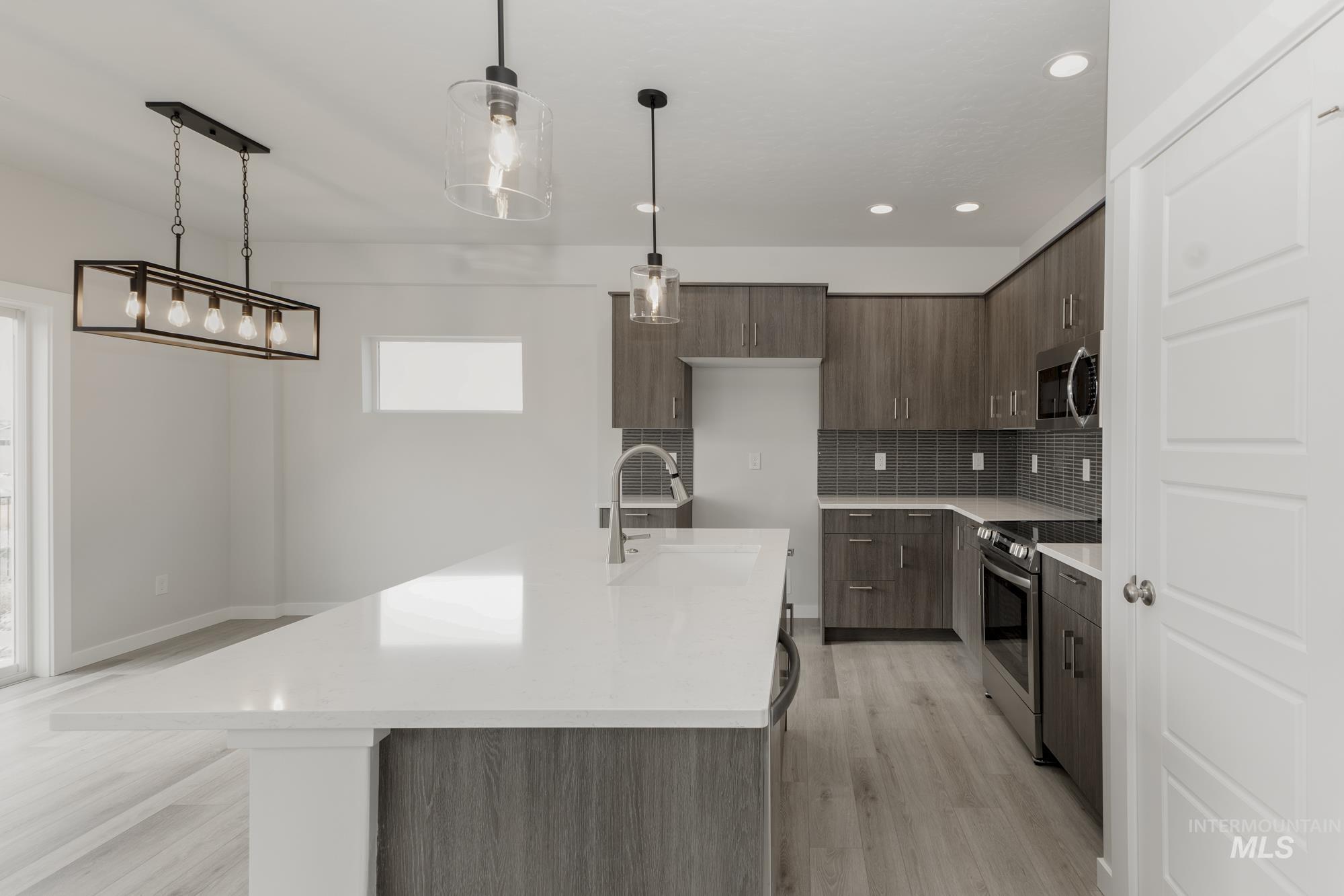 41 S Lancaster Pl