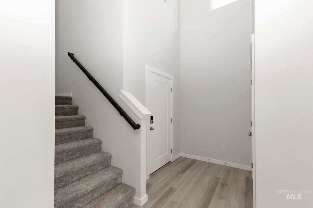 Photo of 41 S Lancaster Pl, Nampa, ID 83651 (MLS # 98965350)