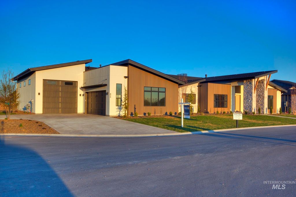 Photo of 473 Joy Avenue, Middleton, ID 83644 (MLS # 98969858)