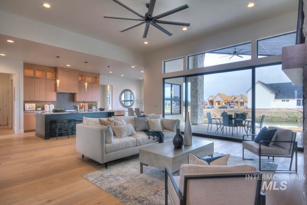 Photo of 473 Joy Avenue, Middleton, ID 83644 (MLS # 98969858)