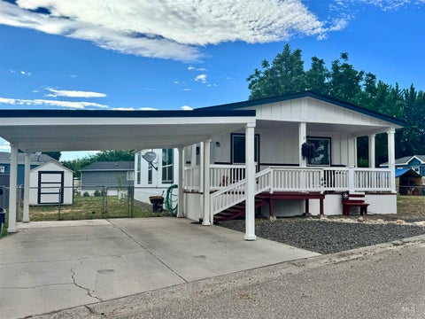 Photo of 1500 W 7th St #44C, Weiser, ID 83672 (MLS # 98993914)