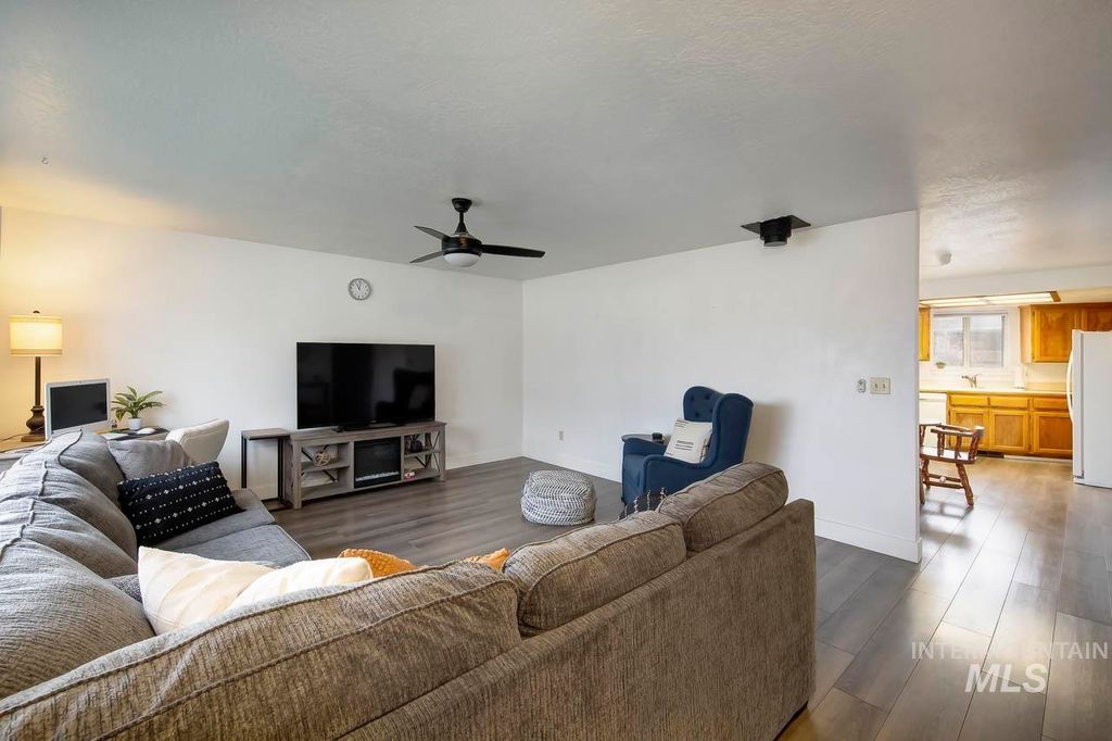 Photo of 1338 W Sandalwood Dr, Meridian, ID 83646 (MLS # 98971746)