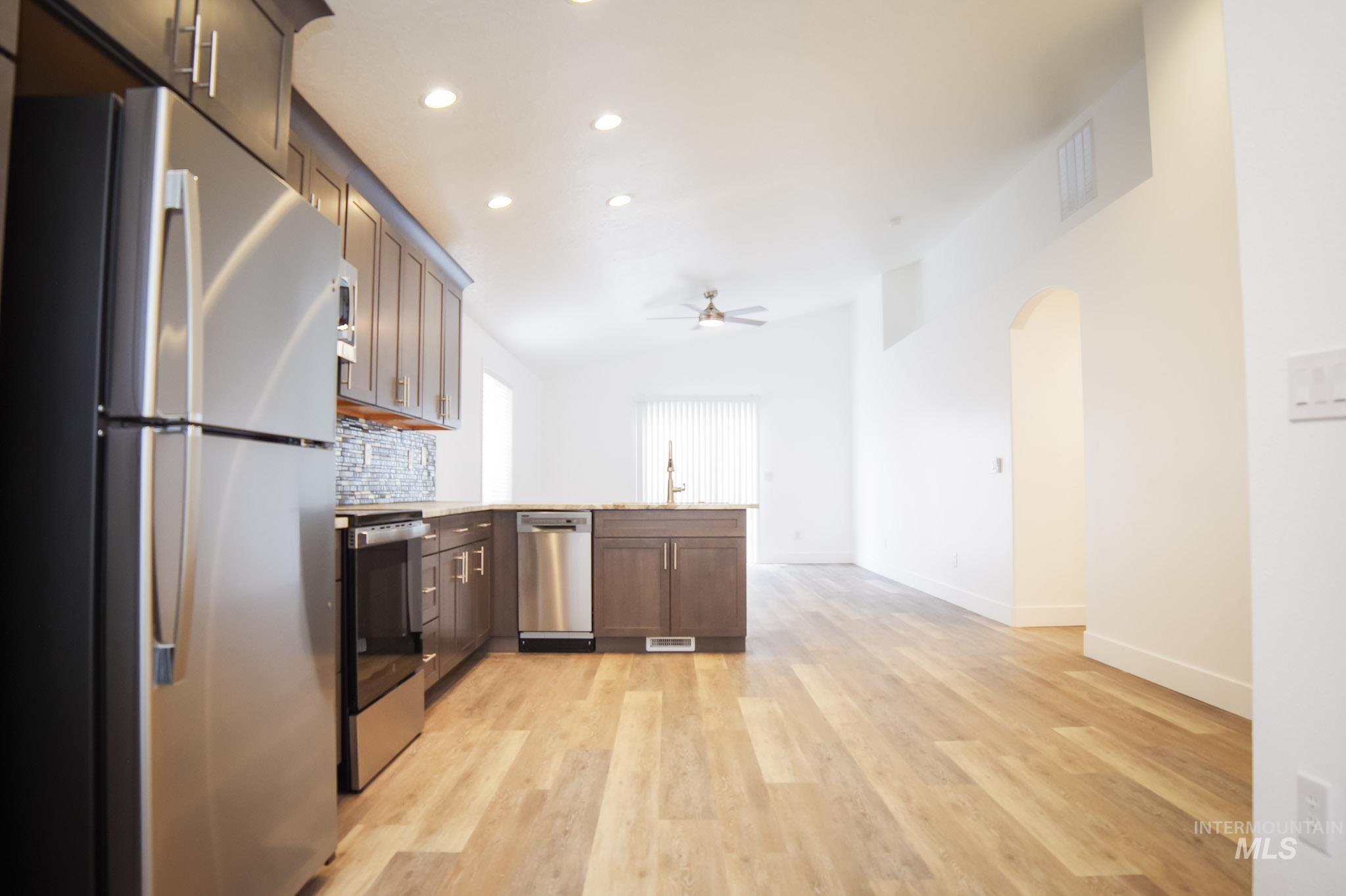 1144 S Grayling Ave.