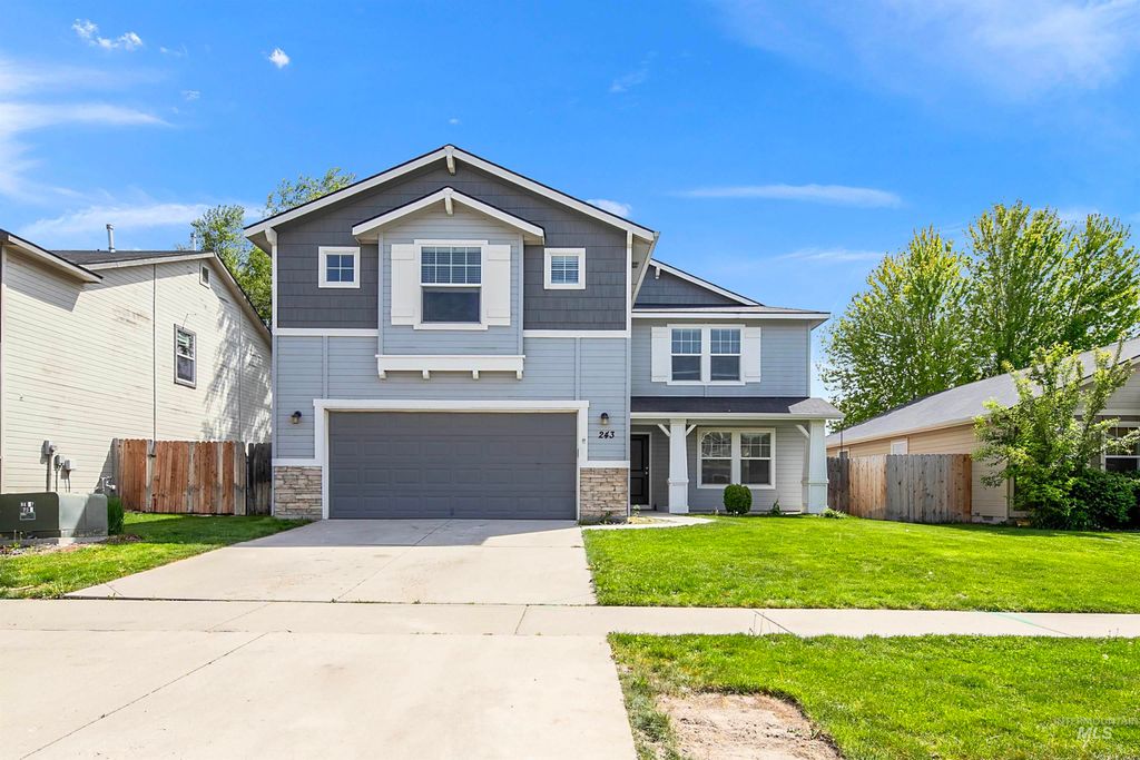 Photo of 243 W White Sands Dr, Meridian, ID 83646 (MLS # 98985054)
