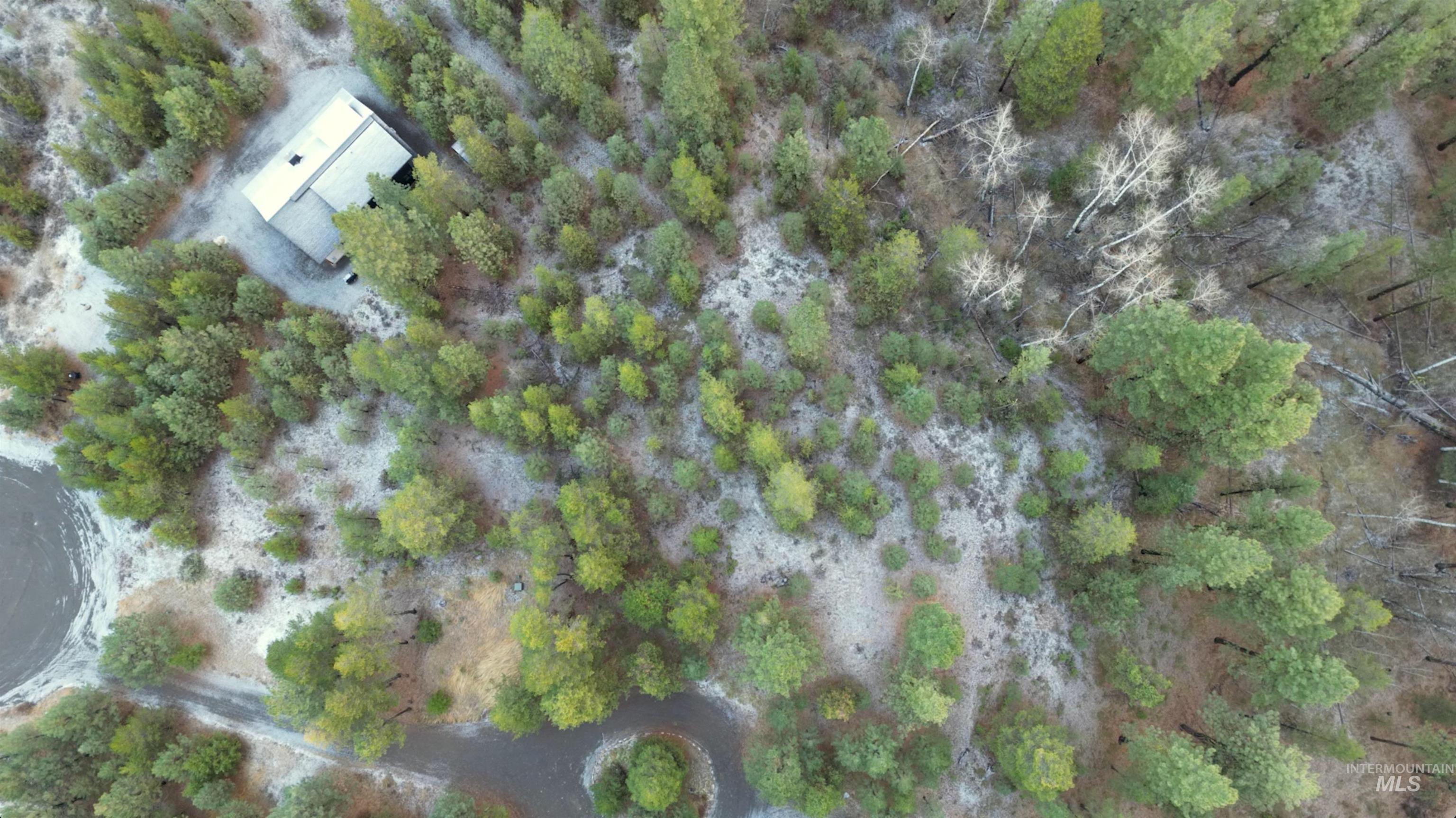 Aerial view of property and surrounding area